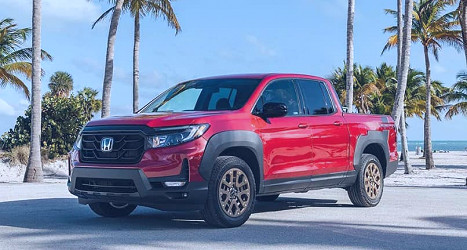 What is the interior of the 2023 Honda Ridgeline like?